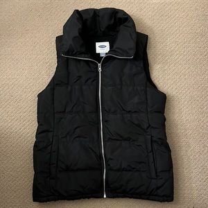 Barely worn puffer vest